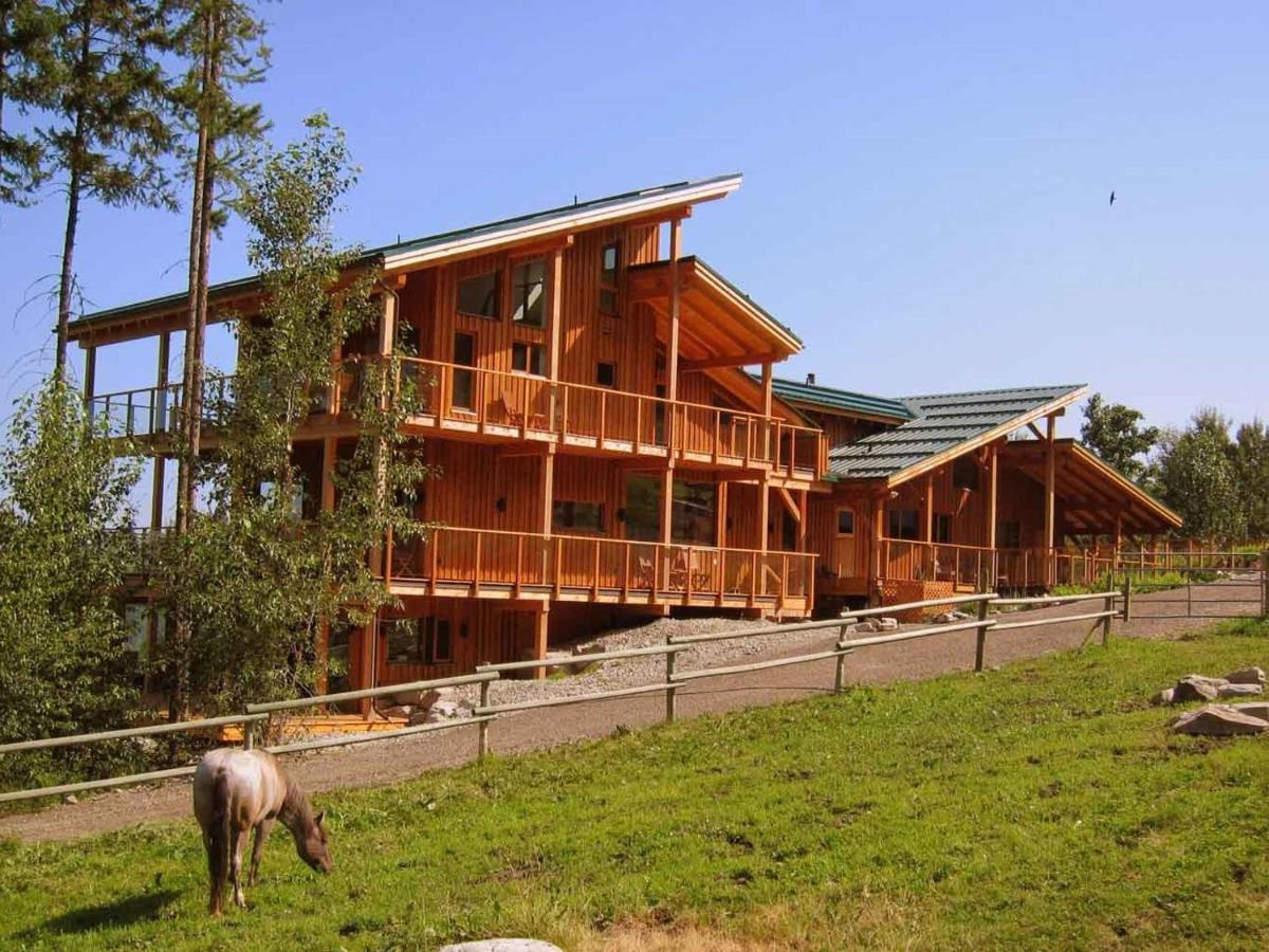 Myra Canyon Lodge Kelowna Exterior photo